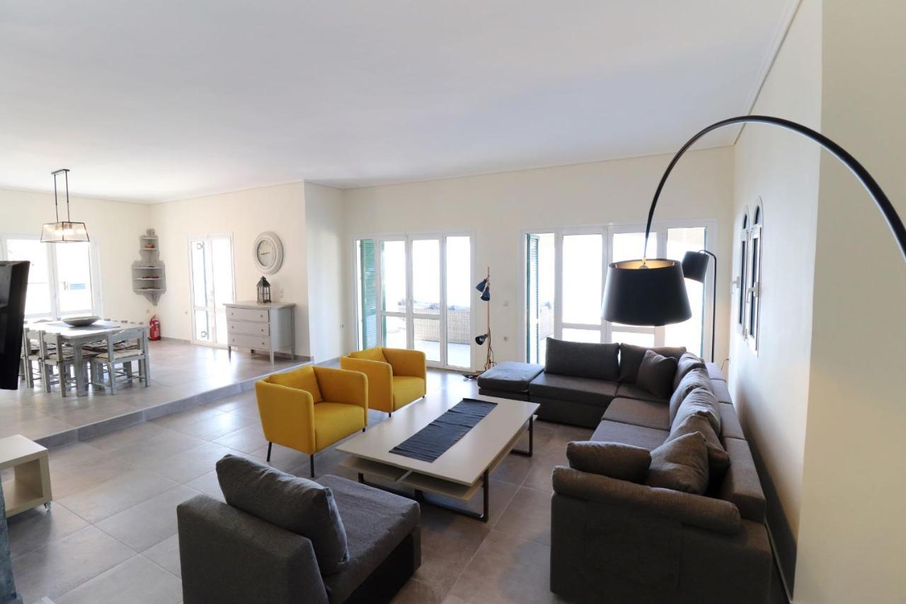 Villa Faiax Pyrgi  Exteriör bild
