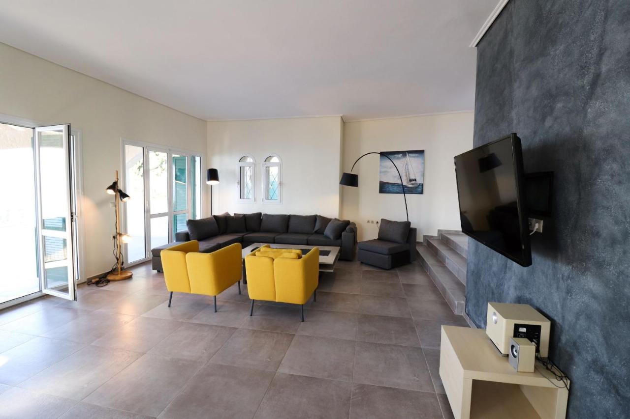 Villa Faiax Pyrgi  Exteriör bild