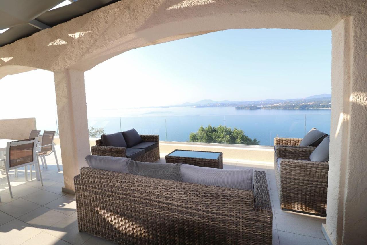 Villa Faiax Pyrgi  Exteriör bild