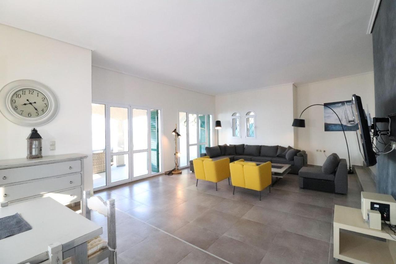Villa Faiax Pyrgi  Exteriör bild