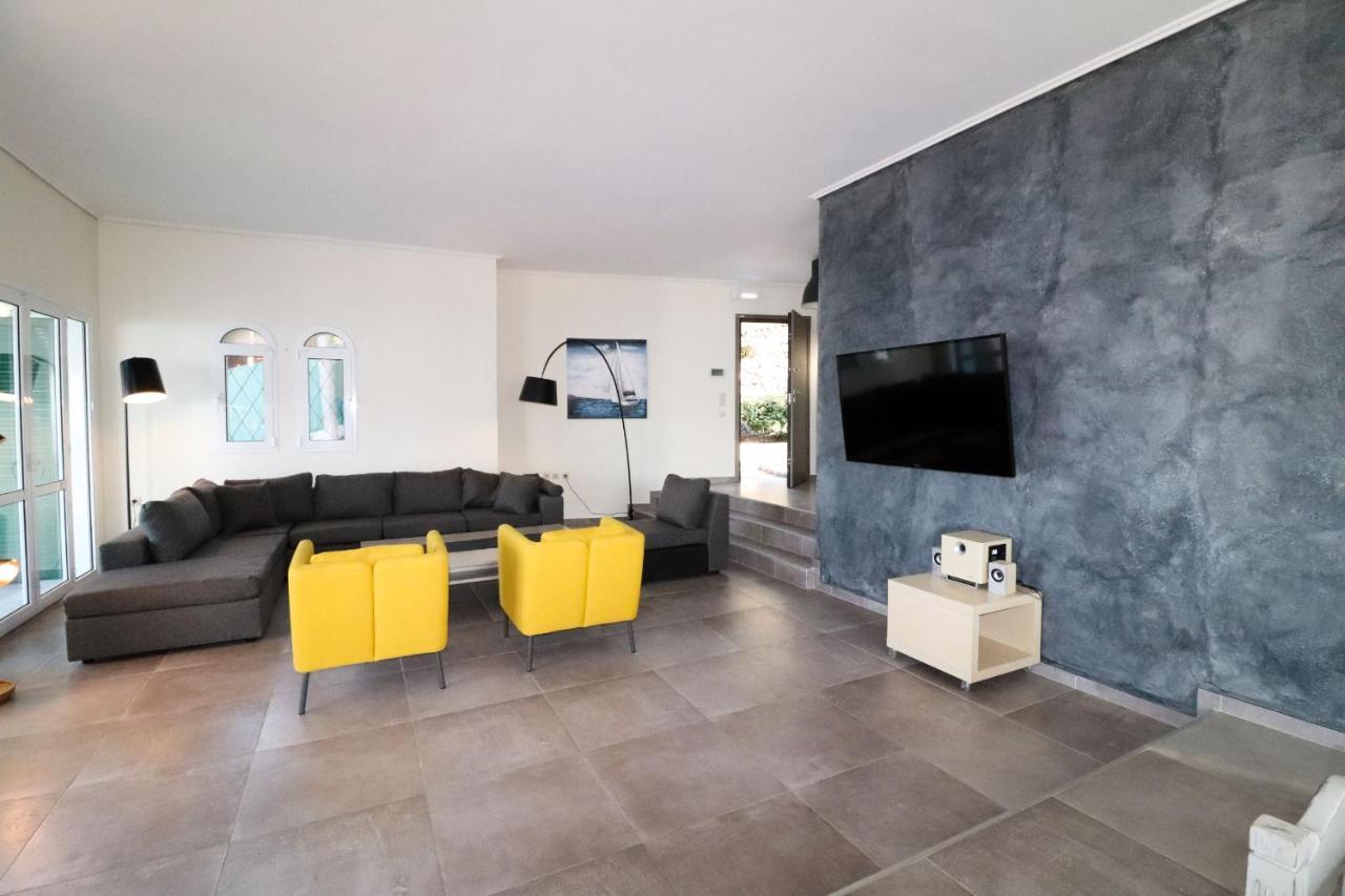 Villa Faiax Pyrgi  Exteriör bild