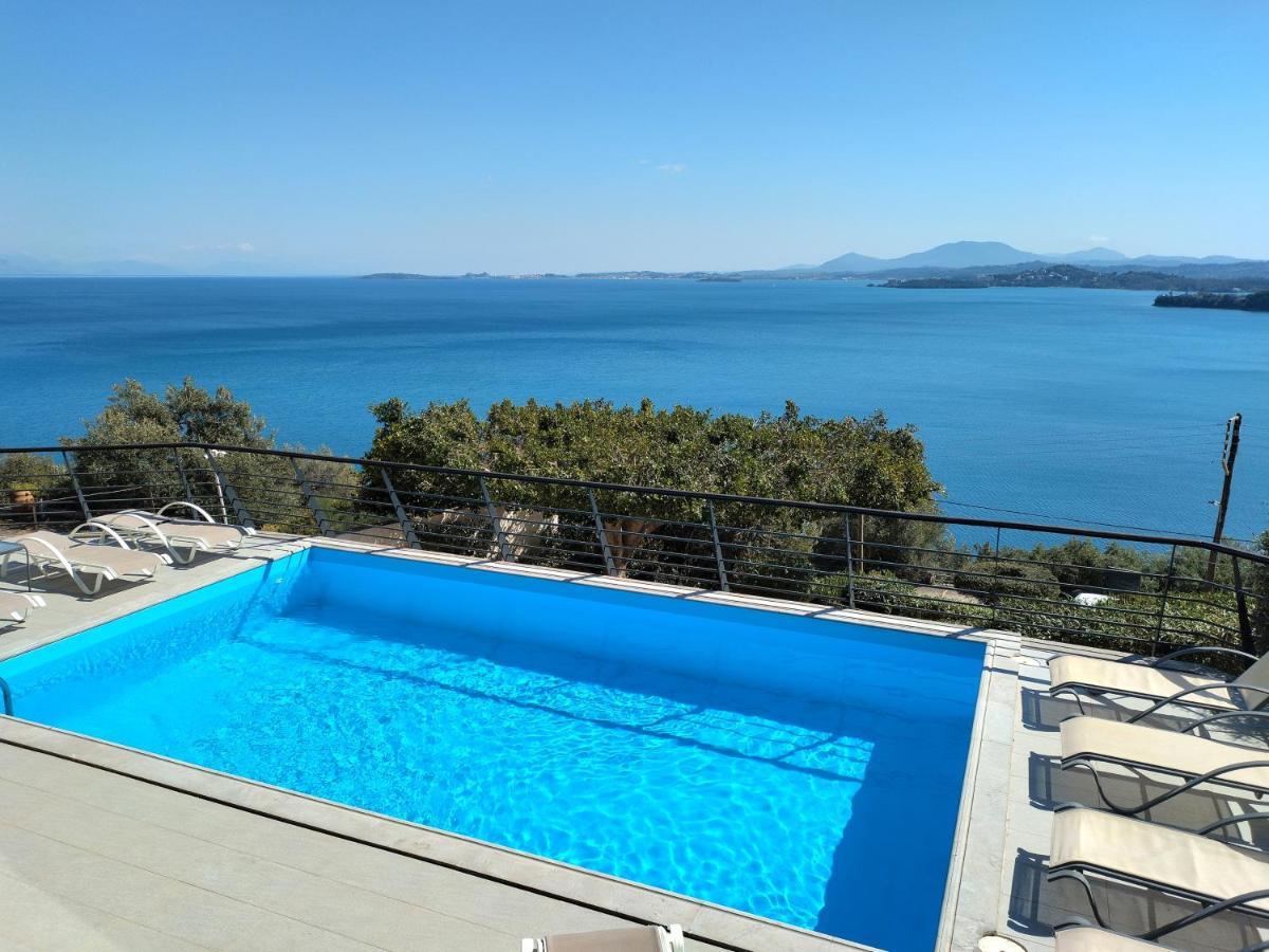 Villa Faiax Pyrgi  Exteriör bild